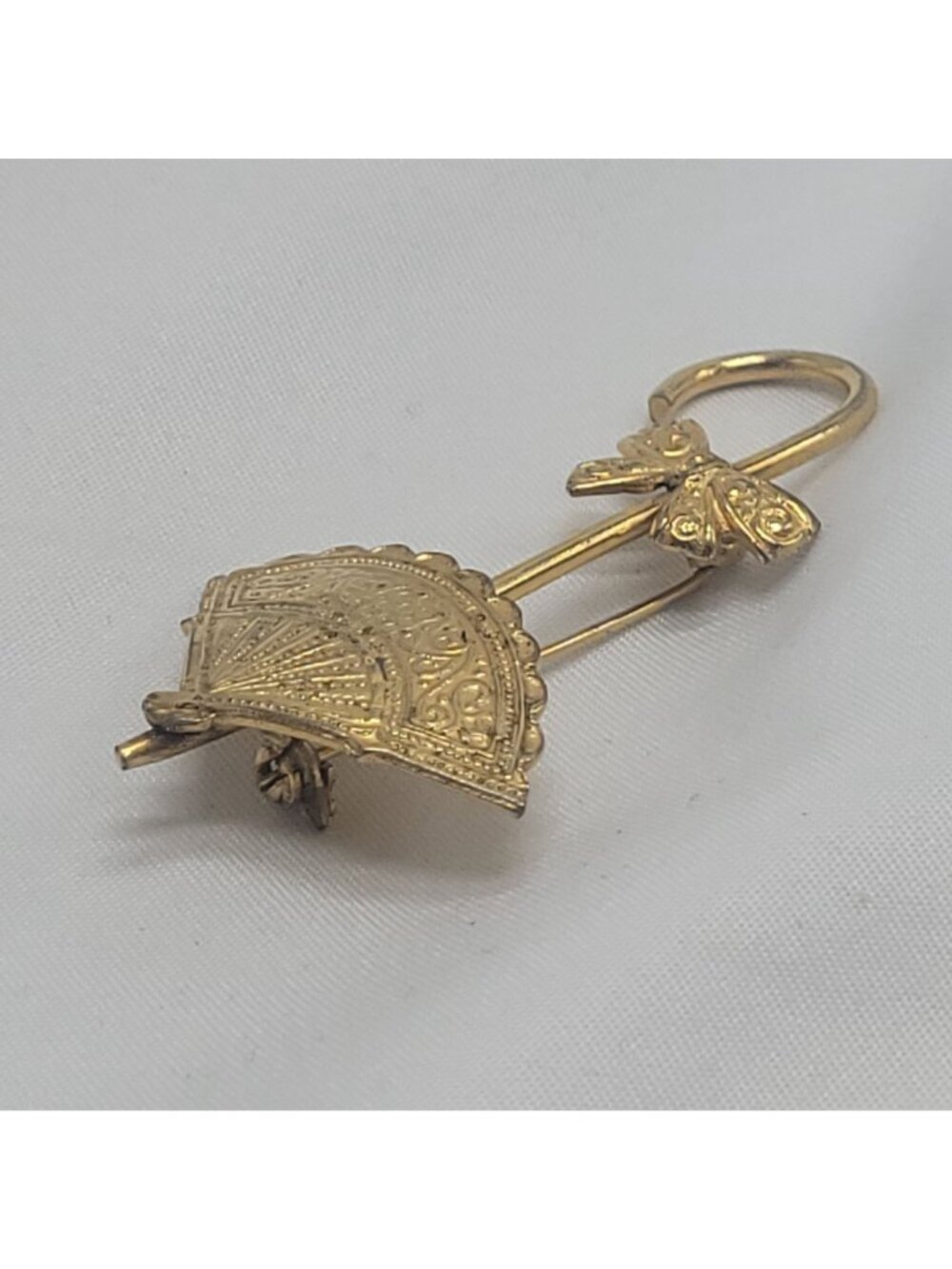 Vtg Gold-Tone Umbrella Parasol Brooch Pin Intricate Etching & Bow Signed Spain 2 - Picture 10 of 10